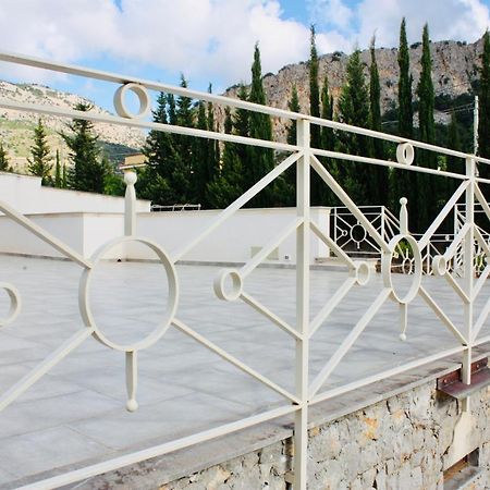 Al Tempio Della Pace Hotel Carini Exterior photo